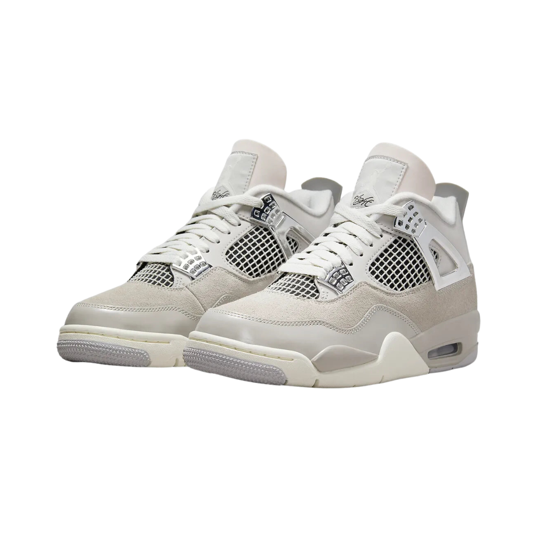 Jordan 4 Retro Frozen Moments