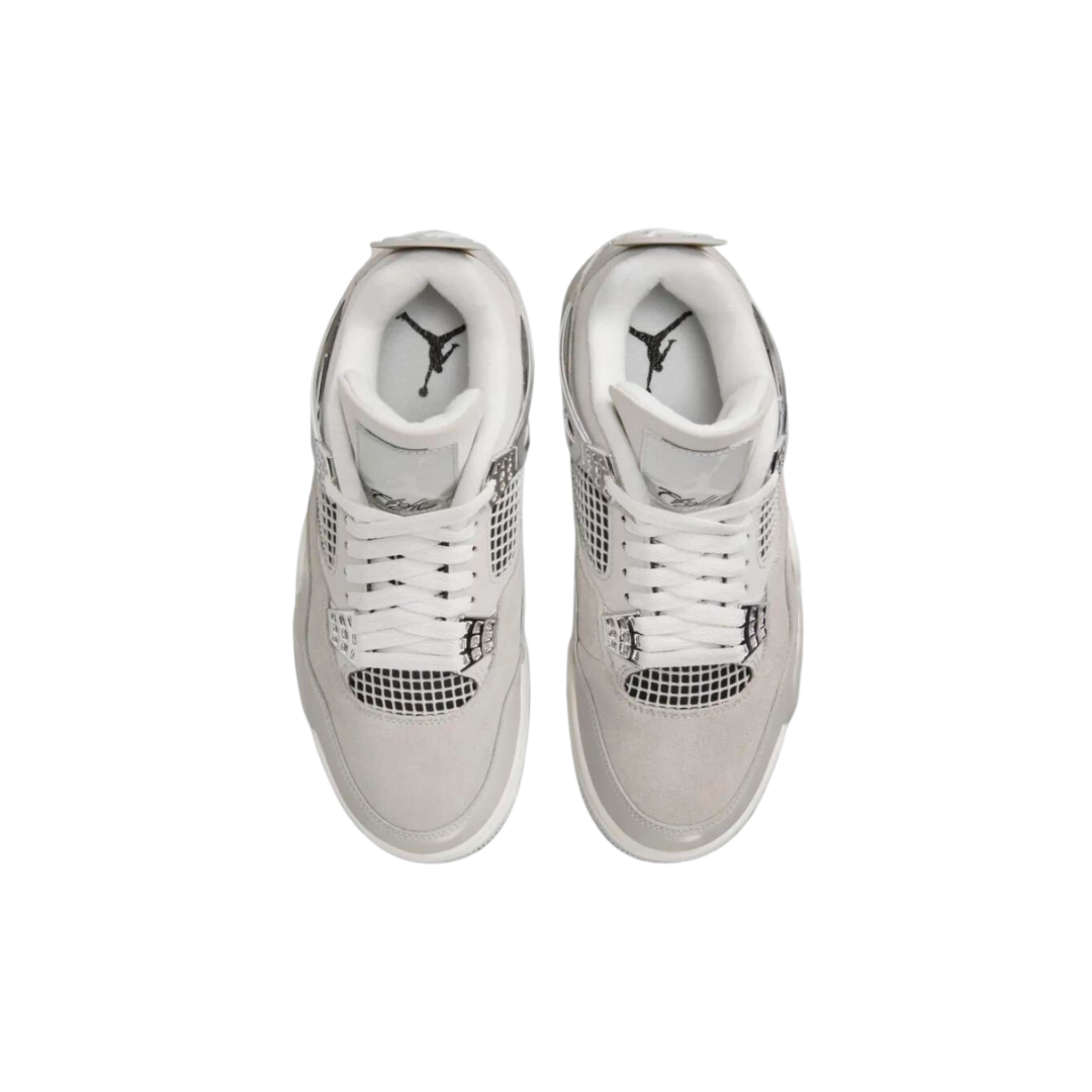 Jordan 4 Retro Frozen Moments